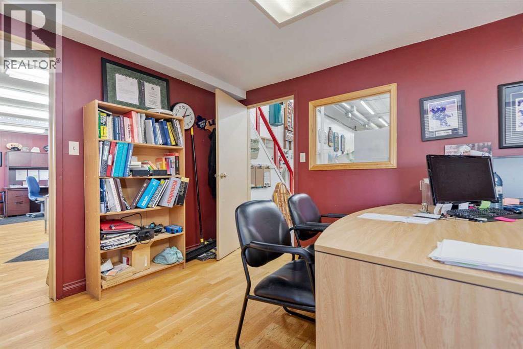 4948 54th Avenue, Red Deer, Alberta  T4N 5K8 - Photo 33 - A2290907