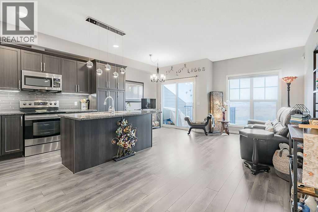 605, 101 Sunset Drive, Cochrane, Alberta  T4C 0W8 - Photo 4 - A2295489