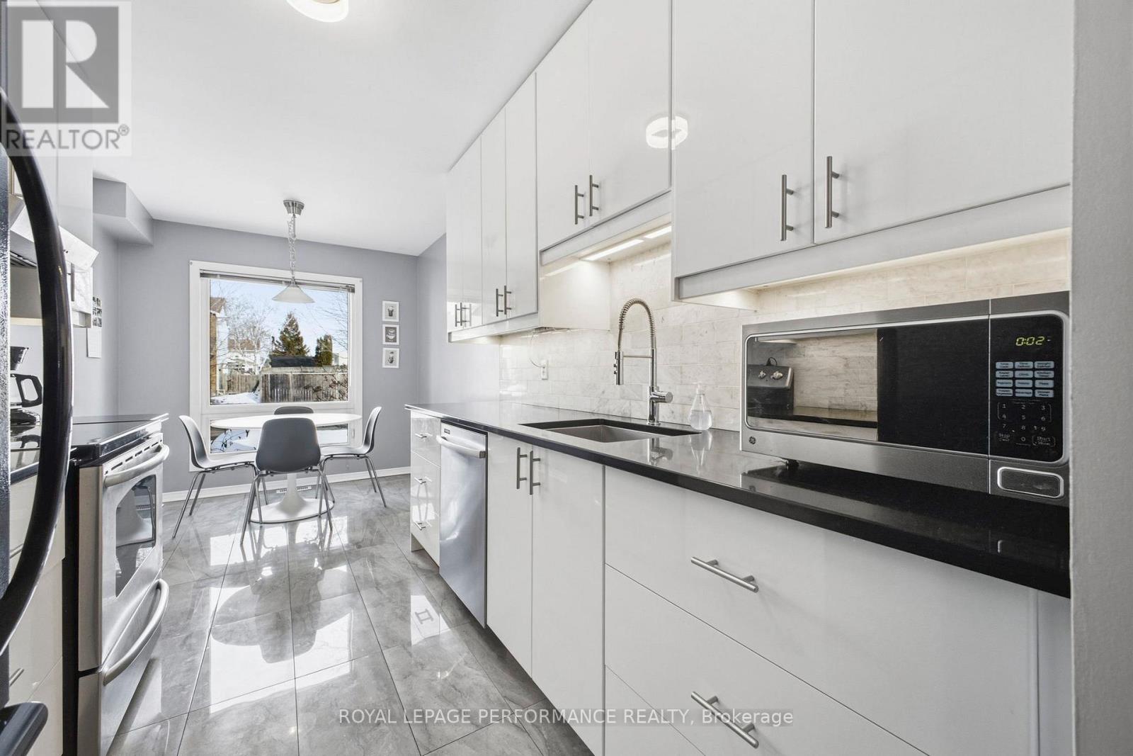 1089 St Emmanuel Terrace, Ottawa, Ontario  K1C 2J6 - Photo 18 - X12921272