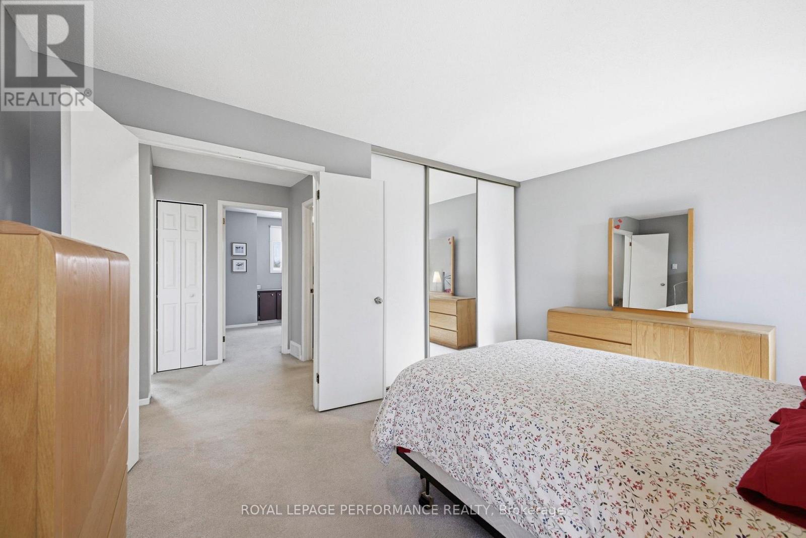 1089 St Emmanuel Terrace, Ottawa, Ontario  K1C 2J6 - Photo 22 - X12921272