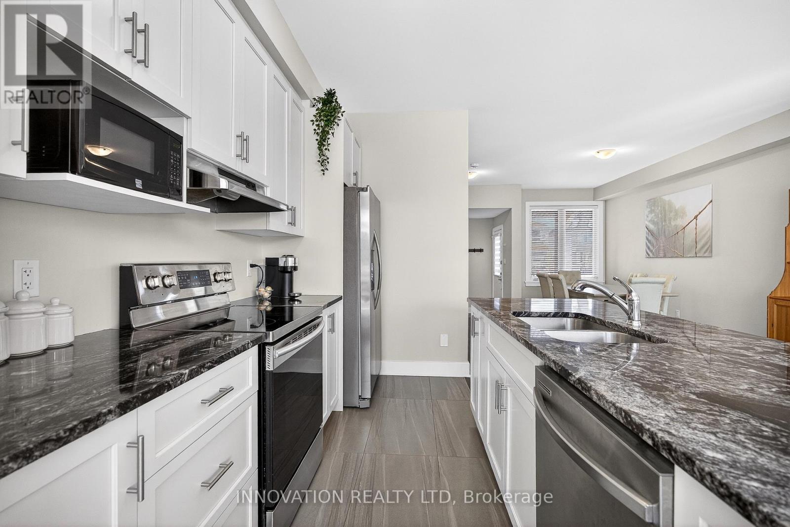 207 Bert Hall Street, Arnprior, Ontario  K7S 0H1 - Photo 17 - X12921326