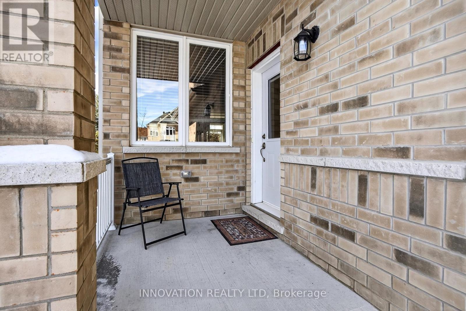 207 Bert Hall Street, Arnprior, Ontario  K7S 0H1 - Photo 2 - X12921326