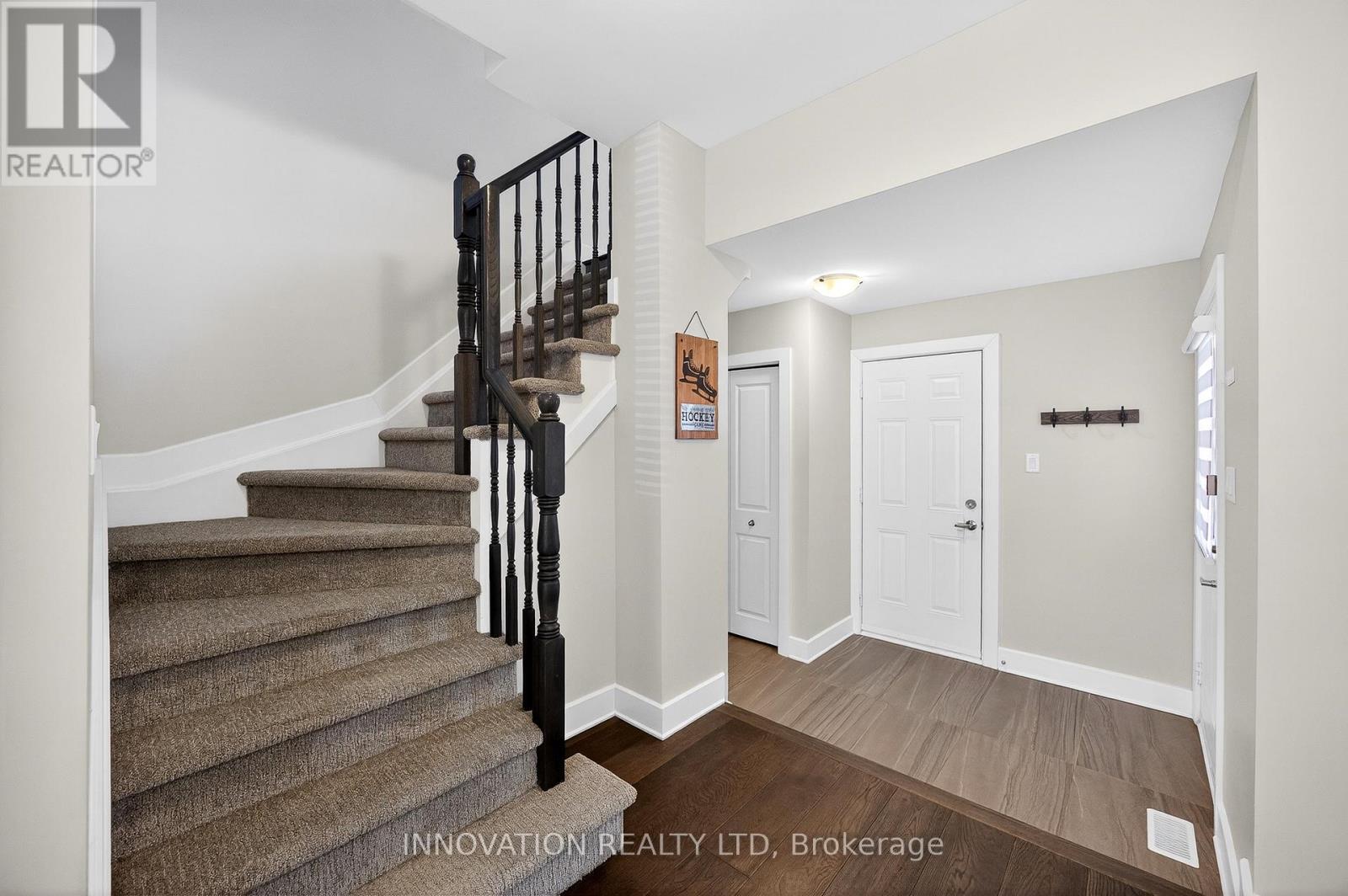 207 Bert Hall Street, Arnprior, Ontario  K7S 0H1 - Photo 5 - X12921326