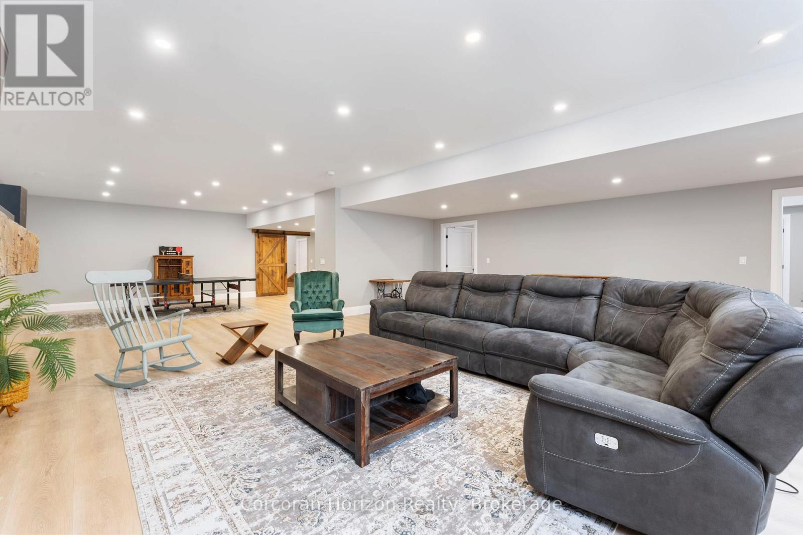 11 Cockshutt Road, Brant, Ontario  N3T 5L6 - Photo 31 - X12921294