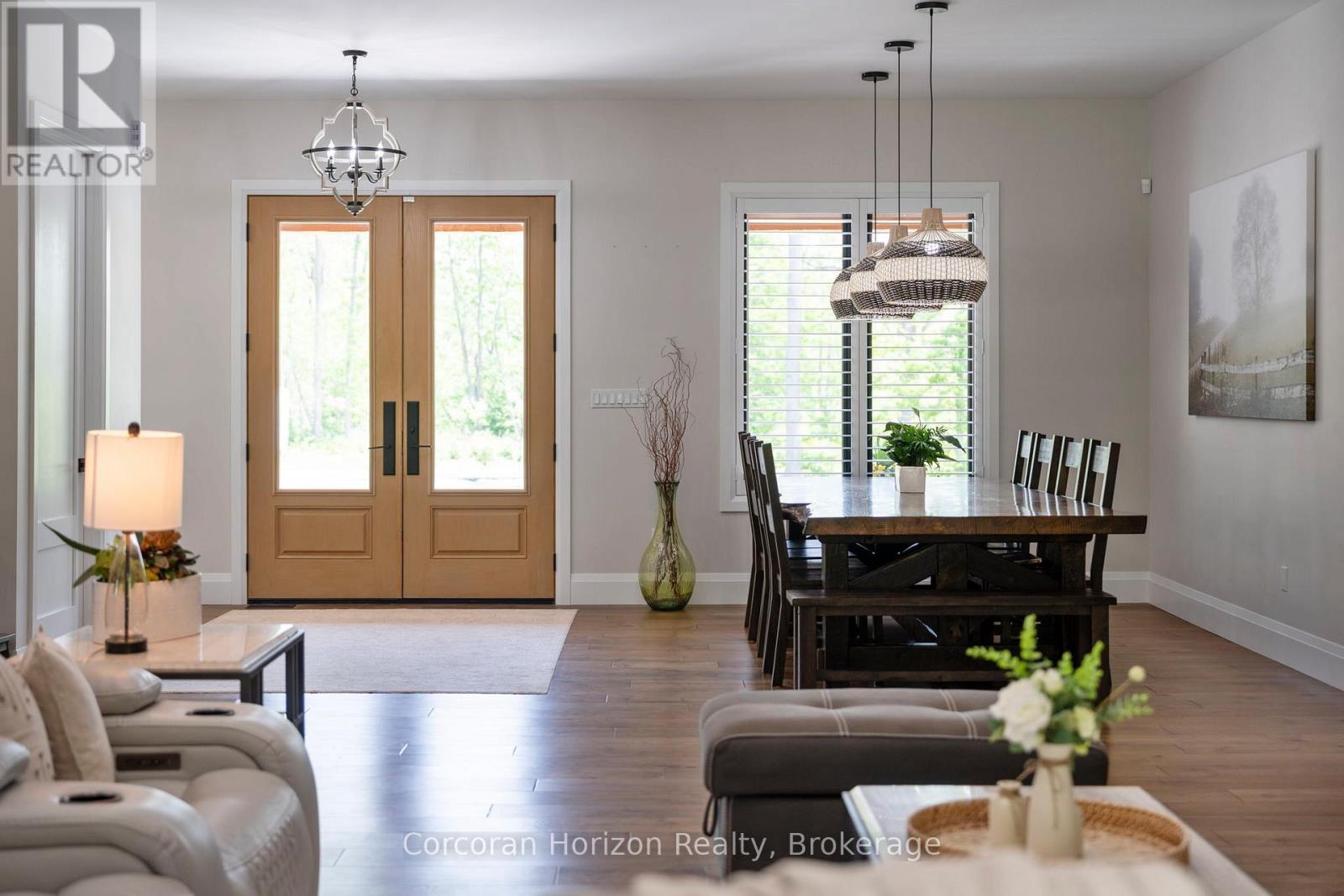 11 Cockshutt Road, Brant, Ontario  N3T 5L6 - Photo 9 - X12921294