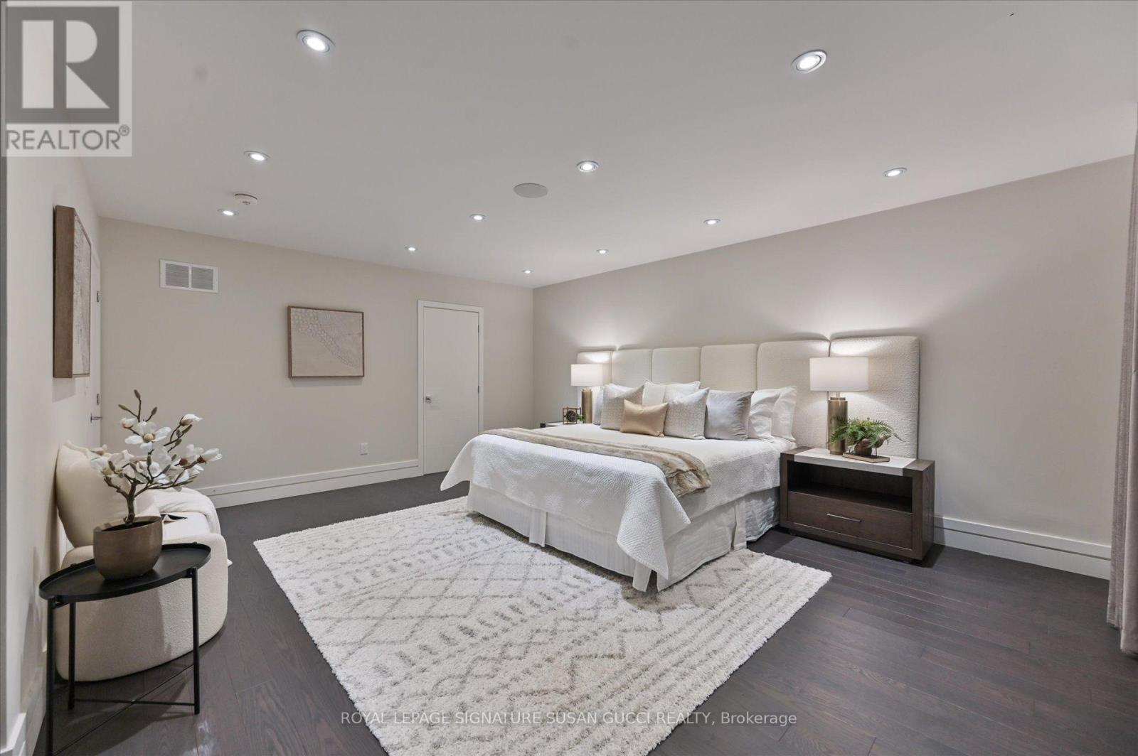 18 Ferris Road, Toronto, Ontario  M4B 1G1 - Photo 19 - E12916244