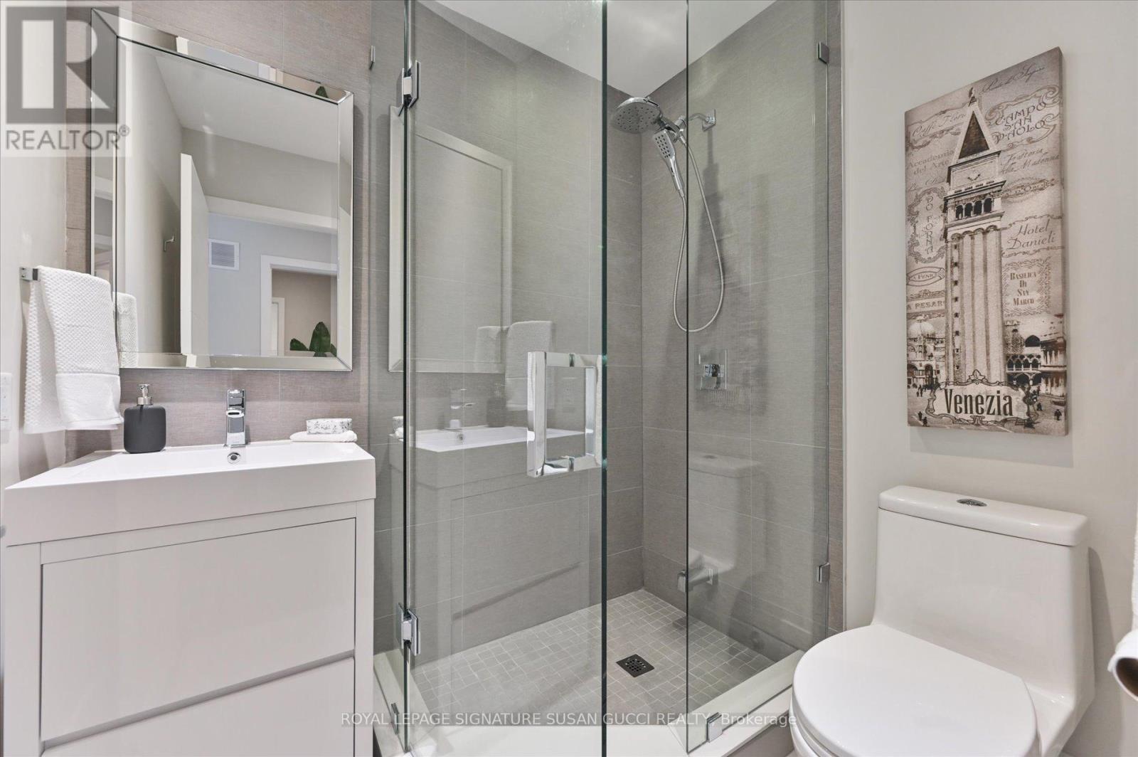 18 Ferris Road, Toronto, Ontario  M4B 1G1 - Photo 25 - E12916244