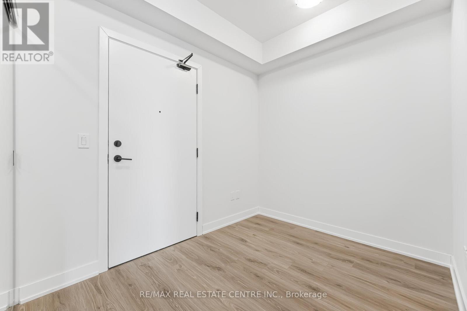 1402 - 4130 Parkside Village Drive, Mississauga, Ontario  L5B 3M8 - Photo 24 - W12812458