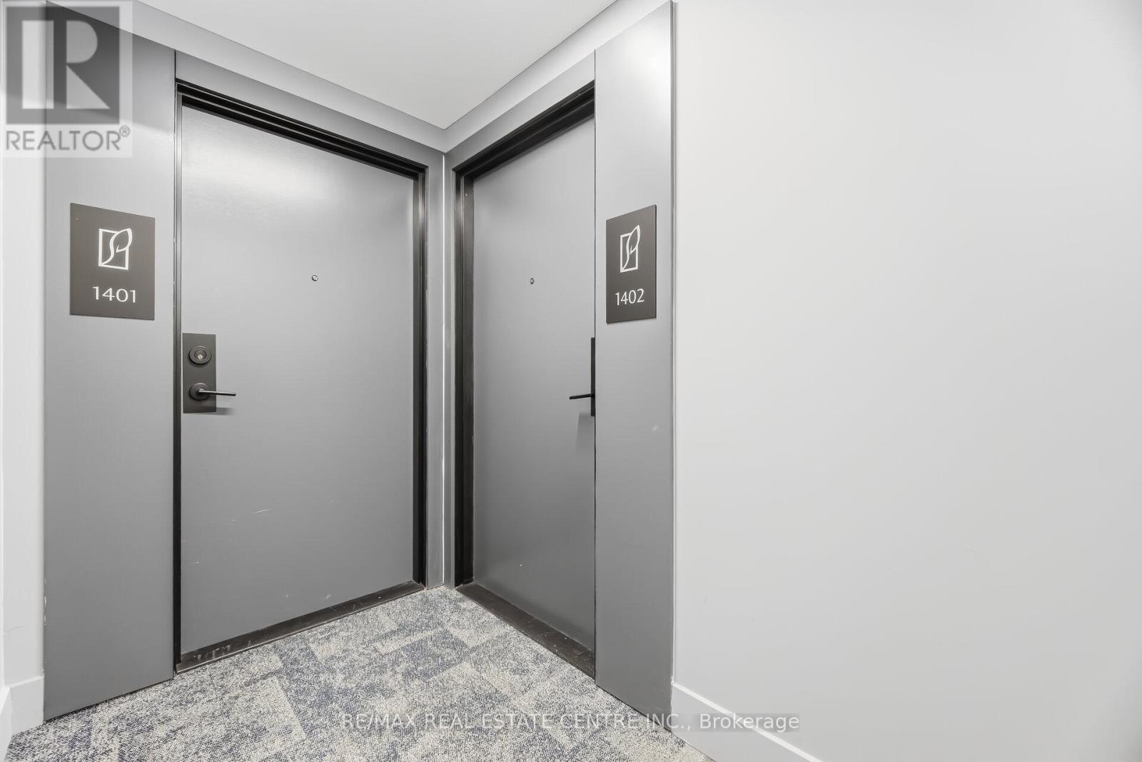 1402 - 4130 Parkside Village Drive, Mississauga, Ontario  L5B 3M8 - Photo 5 - W12812458