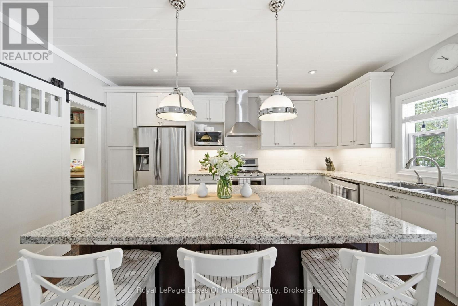 2029 Elana Drive, Severn, Ontario  L3V 0C1 - Photo 14 - S12921448