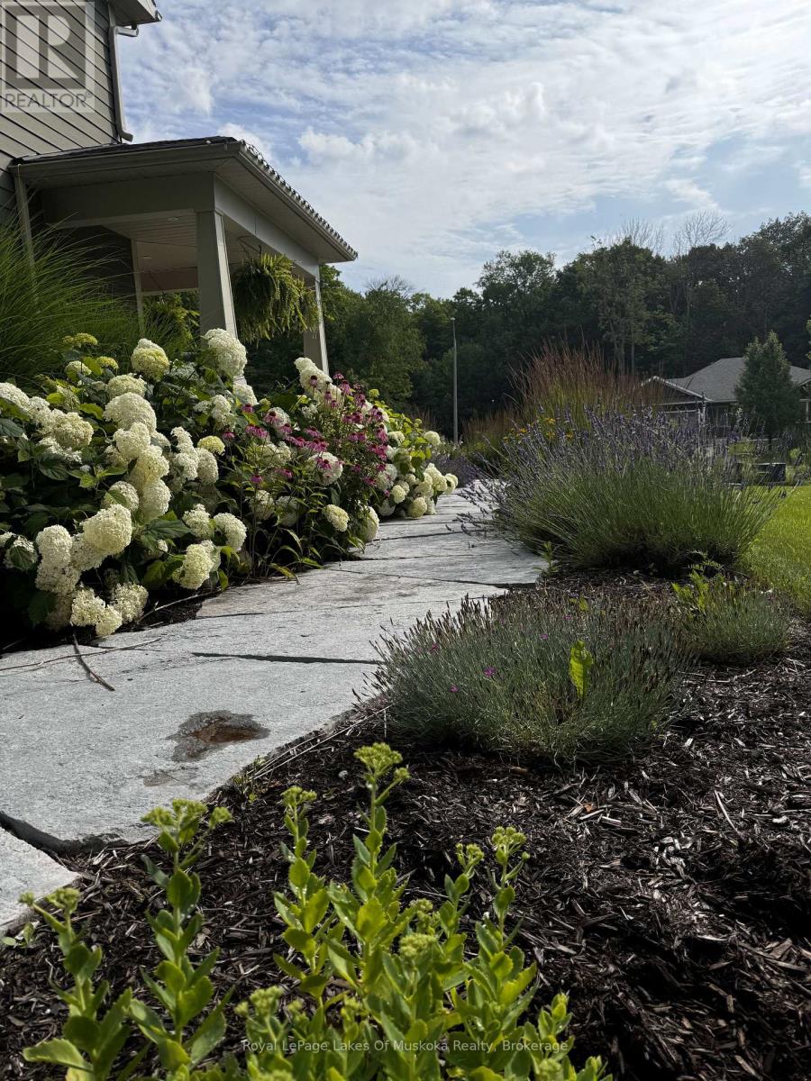 2029 Elana Drive, Severn, Ontario  L3V 0C1 - Photo 46 - S12921448