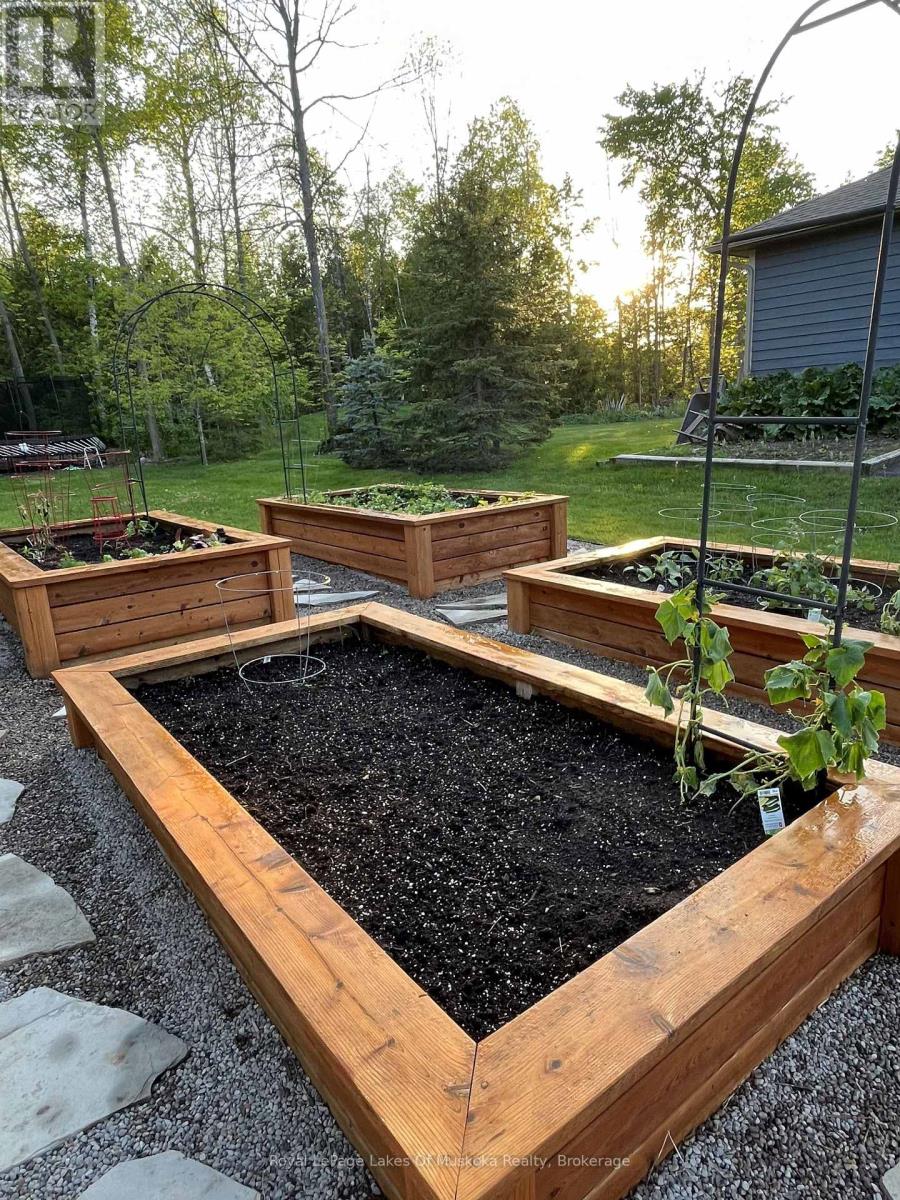 2029 Elana Drive, Severn, Ontario  L3V 0C1 - Photo 47 - S12921448