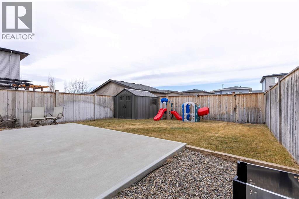 51 Greywolf Road N, Lethbridge, Alberta  T1H 7E8 - Photo 32 - A2295178