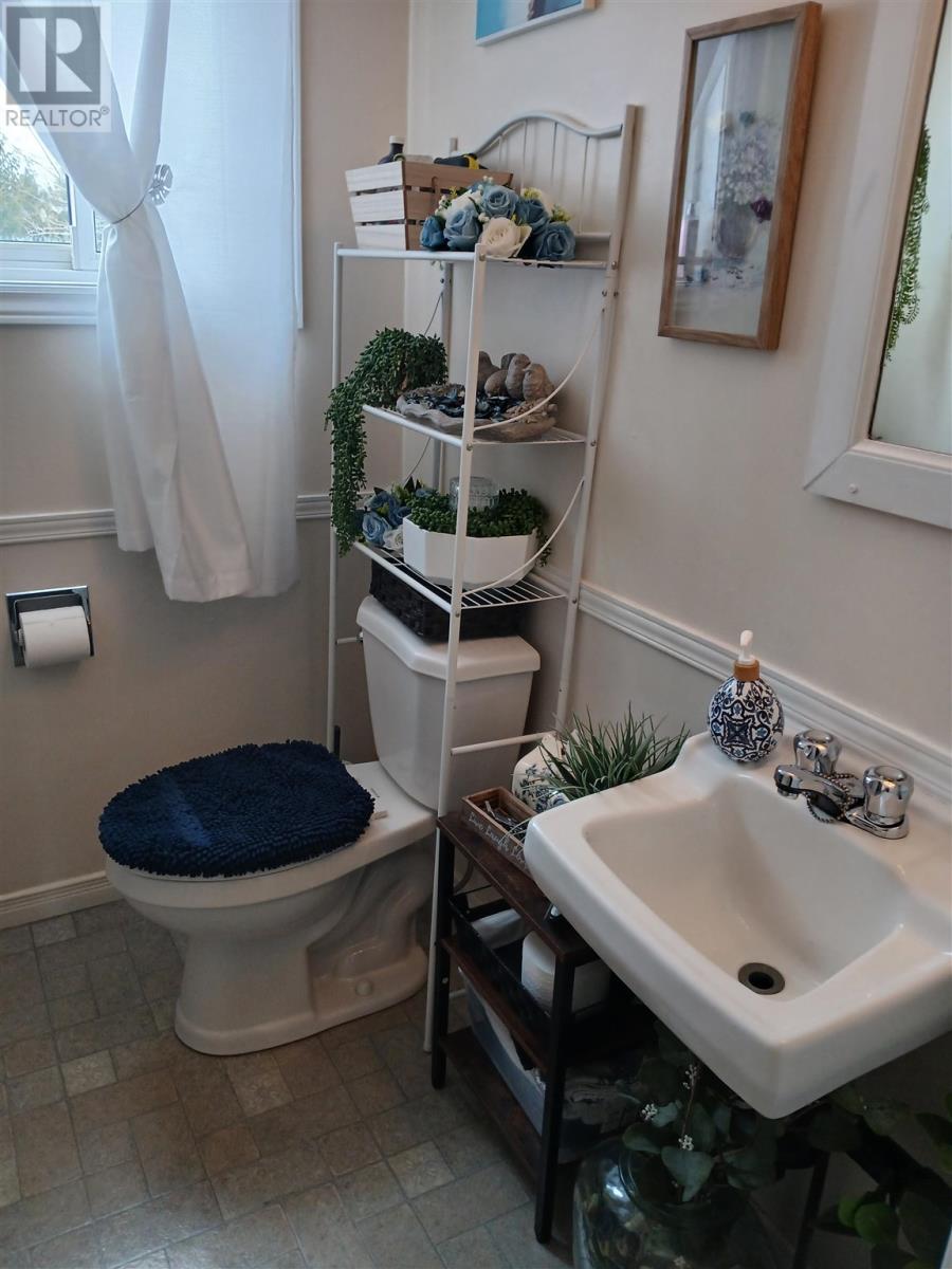 15b London Cres, Elliot Lake, Ontario  P5A 2P7 - Photo 12 - SM260540