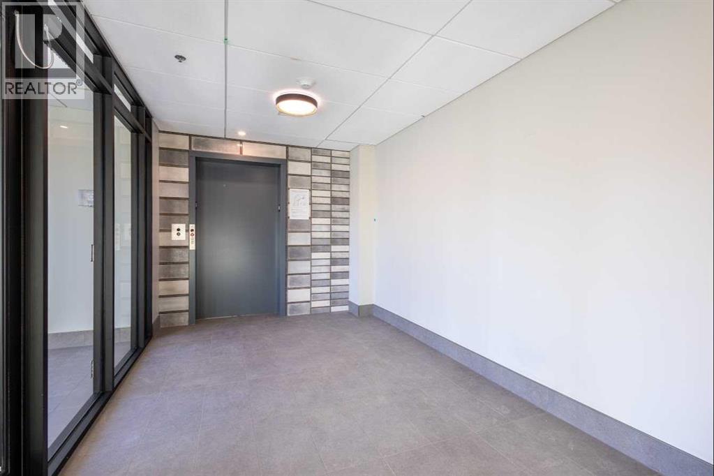 405, 205 Spring Creek Common Sw, Calgary, Alberta  T3H 6H4 - Photo 4 - A2295322