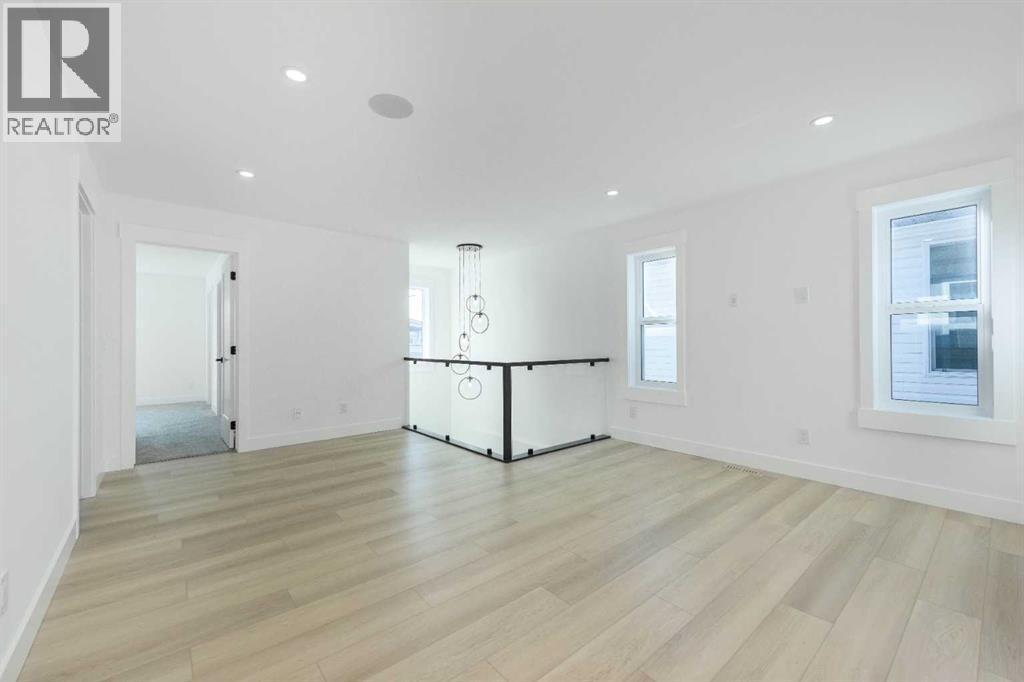 43 Saddlecrest Link Ne, Calgary, Alberta  T3J 0Z3 - Photo 17 - A2296139