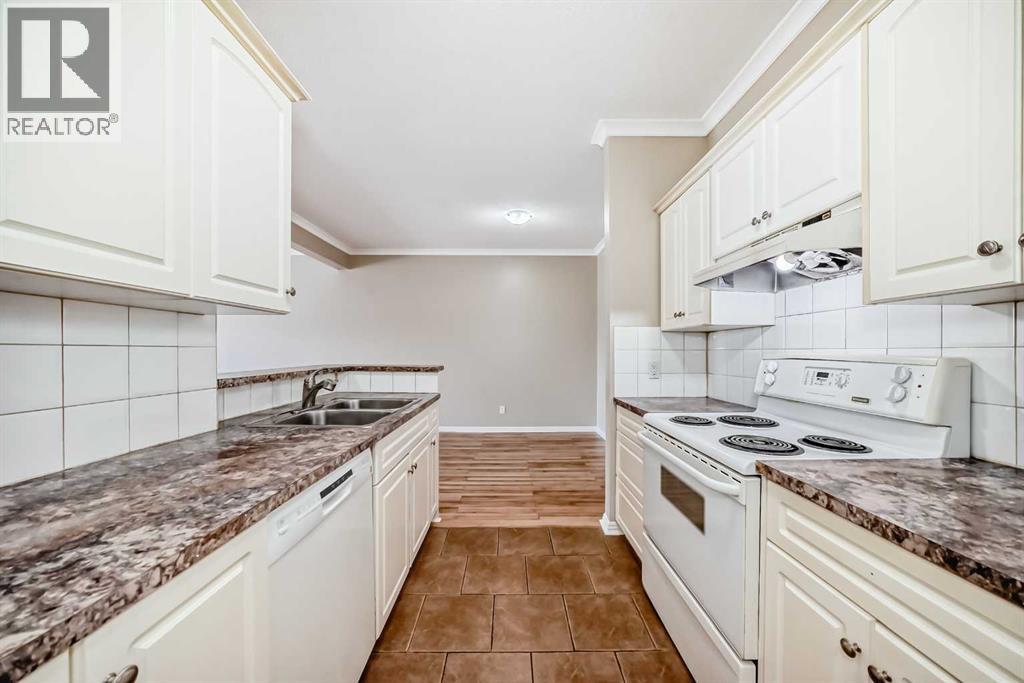 205, 7 Lineham Avenue, Okotoks, Alberta  T1S 1Z2 - Photo 7 - A2295863