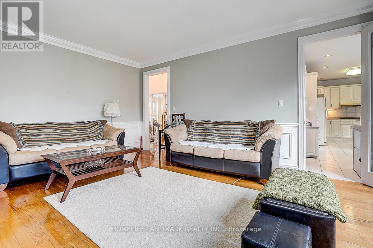 17 Averill Crescent, Toronto, Ontario  M2M 2A8 - Photo 19 - C12921344