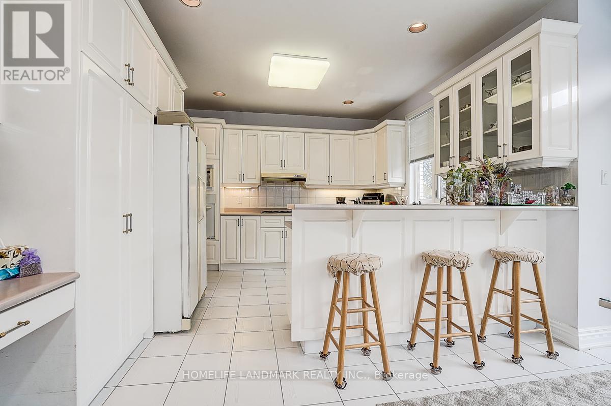 17 Averill Crescent, Toronto, Ontario  M2M 2A8 - Photo 23 - C12921344