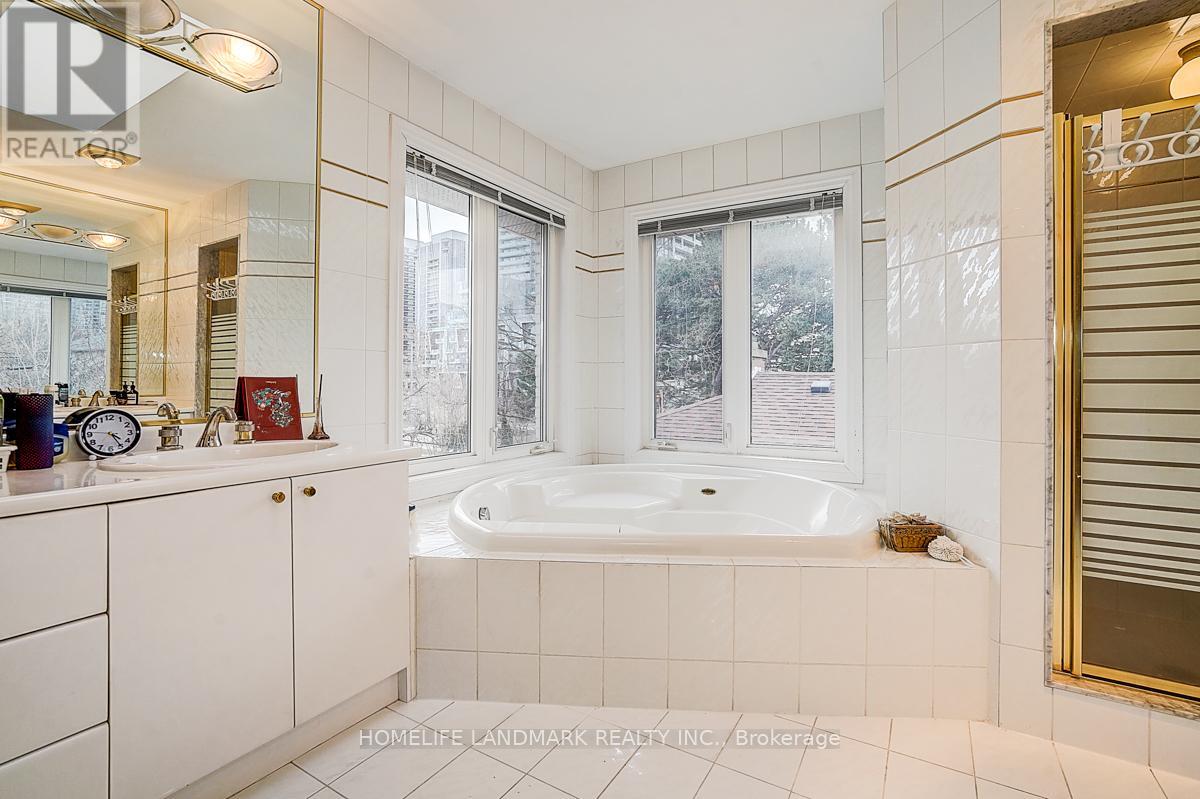 17 Averill Crescent, Toronto, Ontario  M2M 2A8 - Photo 36 - C12921344