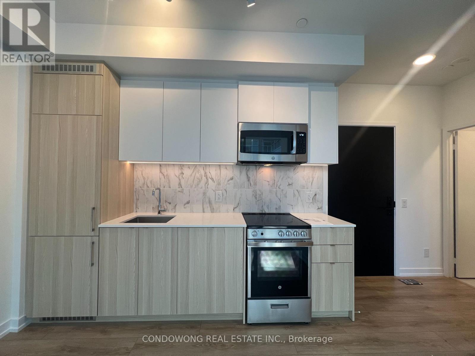 702 - 500 Dupont Street, Toronto, Ontario  M6G 0B8 - Photo 2 - C12921346