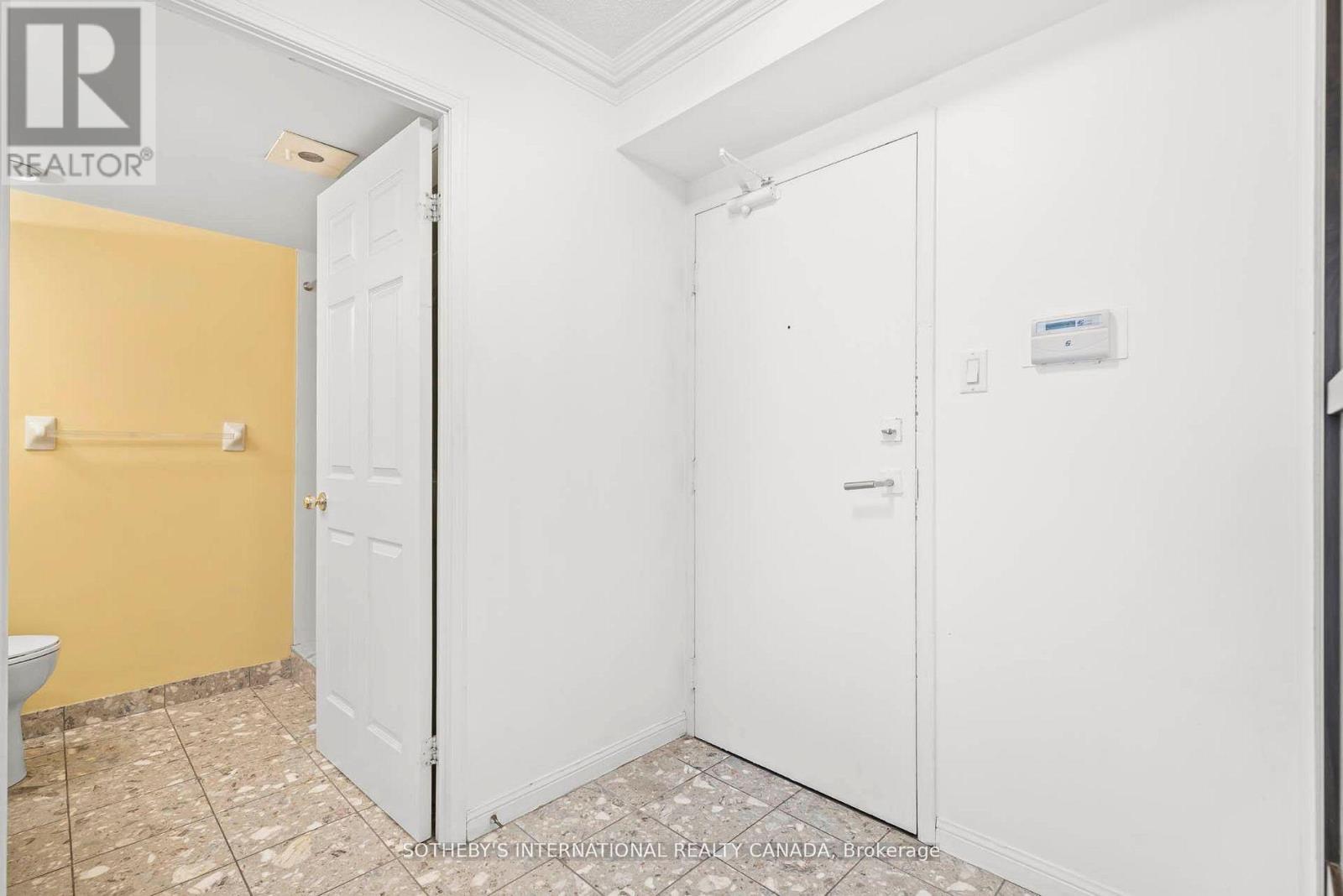 1014 - 109 Front Street E, Toronto, Ontario  M5A 4P7 - Photo 5 - C12921374