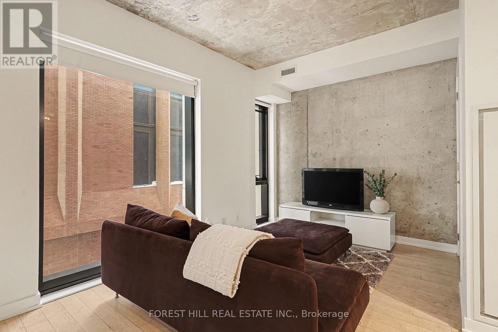 301 - 11 Charlotte Street, Toronto, Ontario  M5V 0M6 - Photo 3 - C12921424