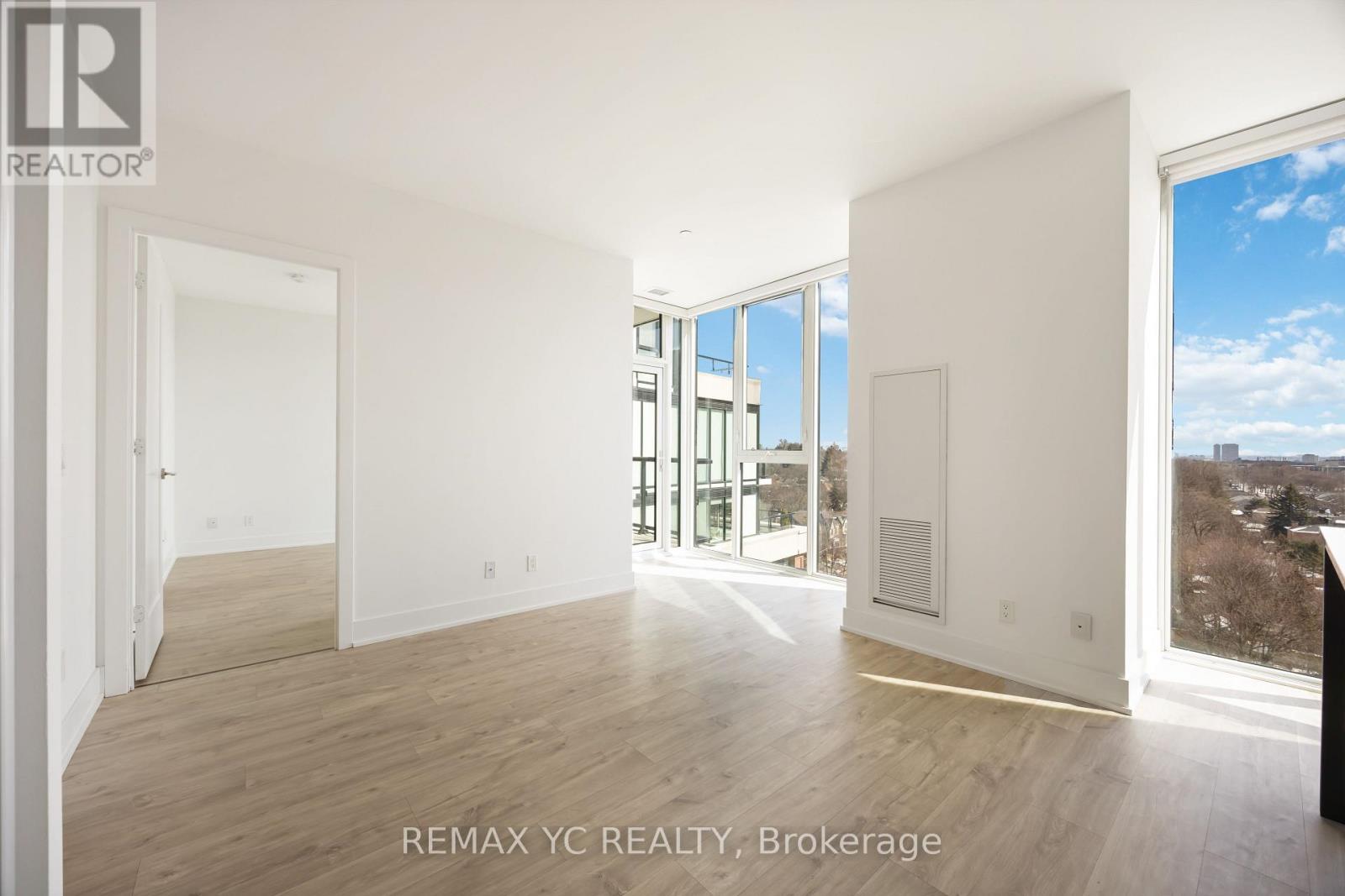 801 - 1 Belsize Drive, Toronto, Ontario  M4S 0B9 - Photo 2 - C12921470
