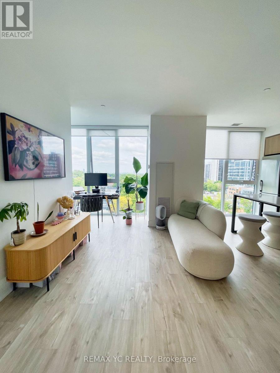 801 - 1 Belsize Drive, Toronto, Ontario  M4S 0B9 - Photo 3 - C12921470