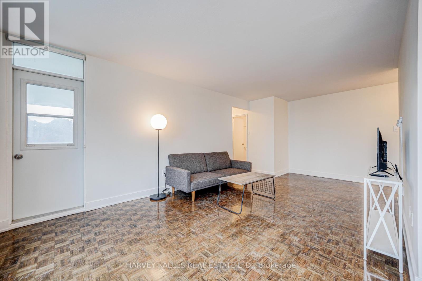 701 - 133 Erskine Avenue, Toronto, Ontario  M4P 1Y8 - Photo 4 - C12921482