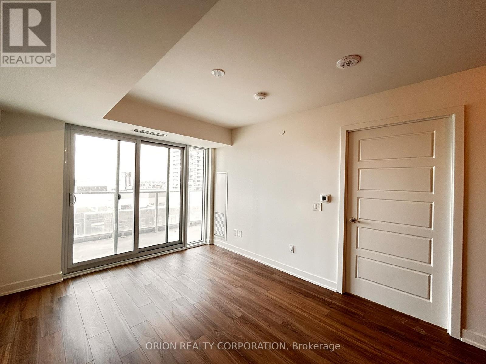 1910 - 1010 Sandy Beach Road, Pickering, Ontario  L1W 0C7 - Photo 10 - E12921282