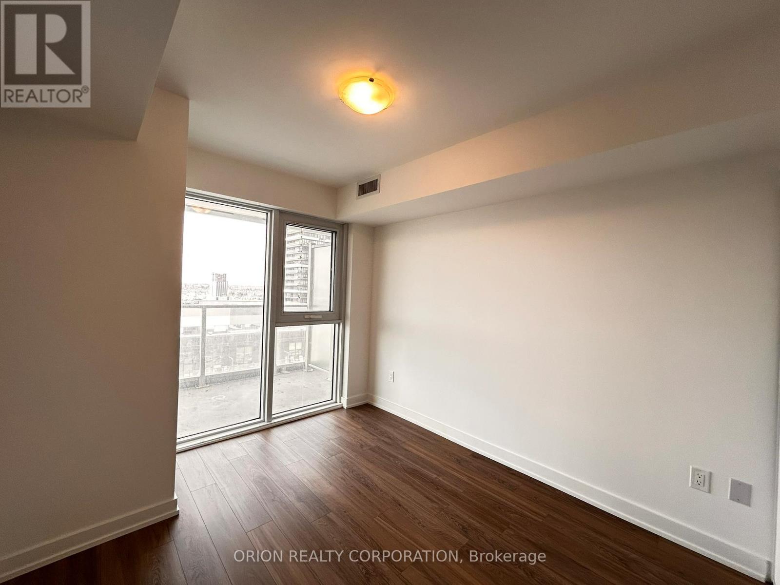 1910 - 1010 Sandy Beach Road, Pickering, Ontario  L1W 0C7 - Photo 13 - E12921282