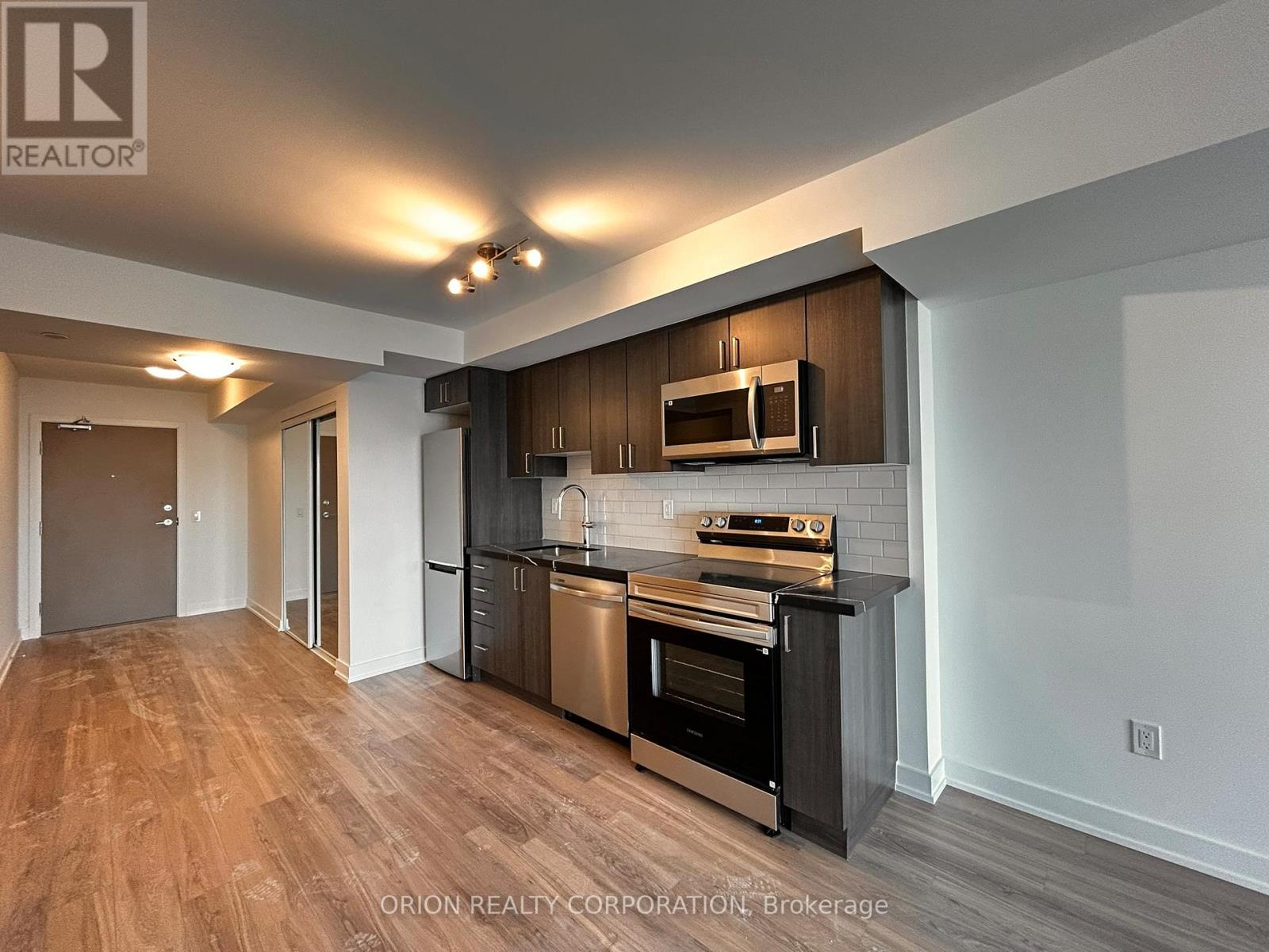 1910 - 1010 Sandy Beach Road, Pickering, Ontario  L1W 0C7 - Photo 7 - E12921282