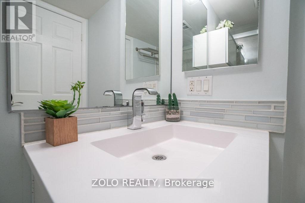 1439 - 18 Mondeo Drive, Toronto, Ontario  M1P 5C8 - Photo 21 - E12921316