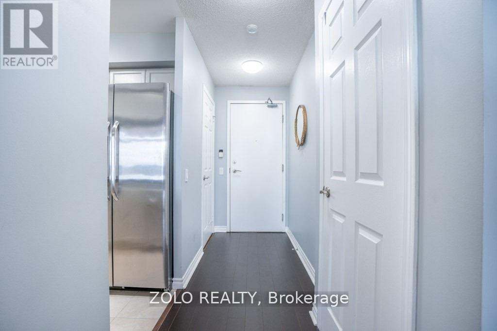 1439 - 18 Mondeo Drive, Toronto, Ontario  M1P 5C8 - Photo 3 - E12921316