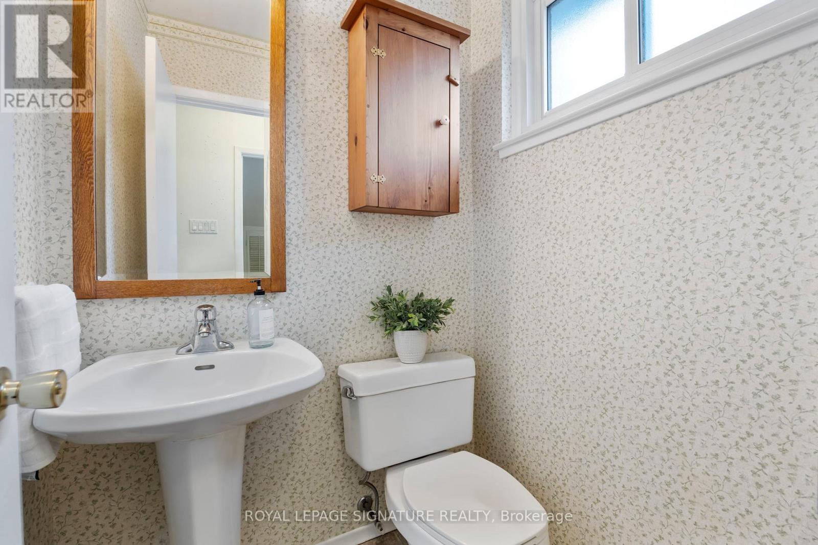 30 Bledlow Manor Drive, Toronto, Ontario  M1E 1B2 - Photo 15 - E12921436