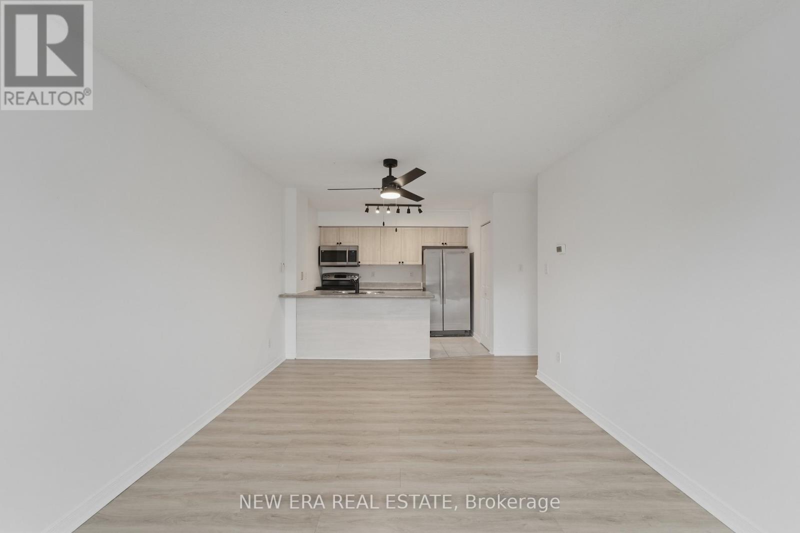 109 - 106 Aspen Springs Drive, Clarington, Ontario  L1C 5N3 - Photo 14 - E12921442