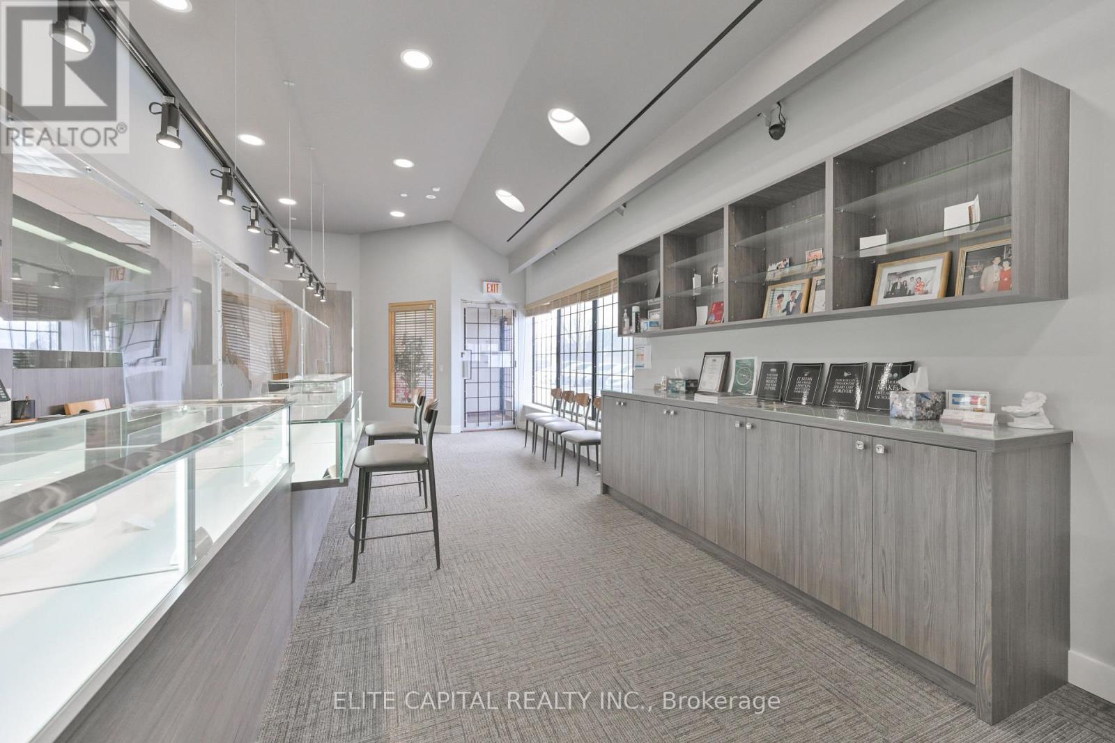 32 - 160 East Beaver Creek Road, Richmond Hill, Ontario  L4B 3L4 - Photo 10 - N12921318