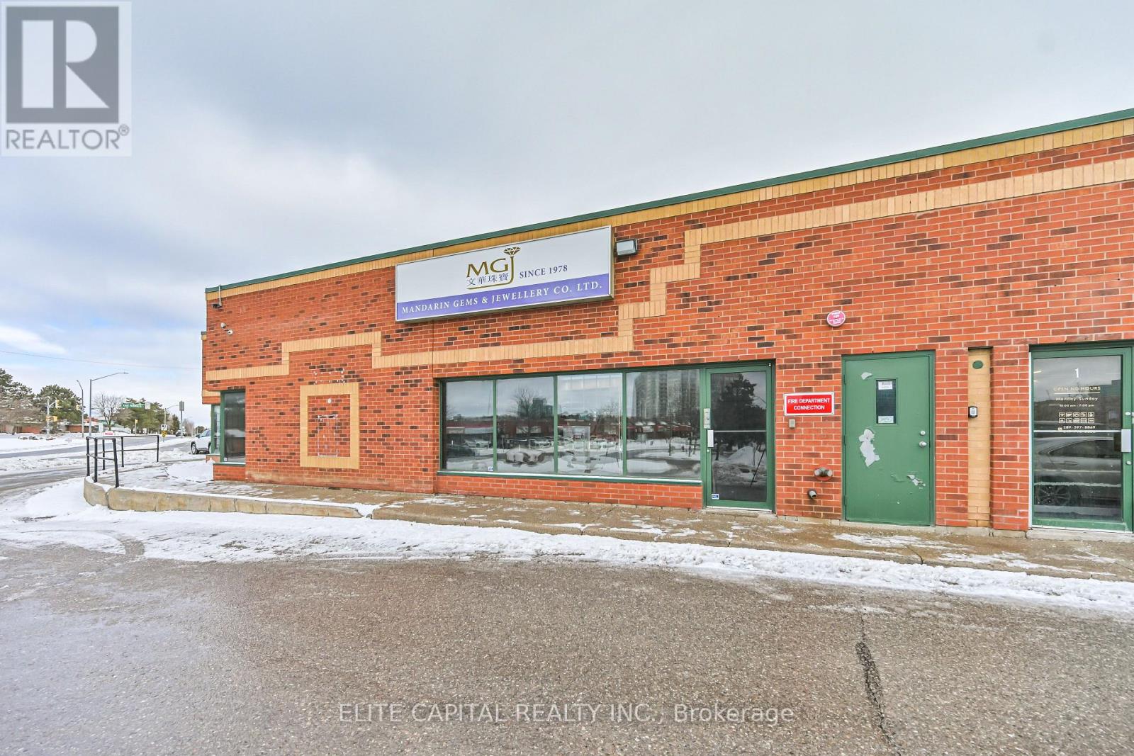 32 - 160 East Beaver Creek Road, Richmond Hill, Ontario  L4B 3L4 - Photo 3 - N12921318