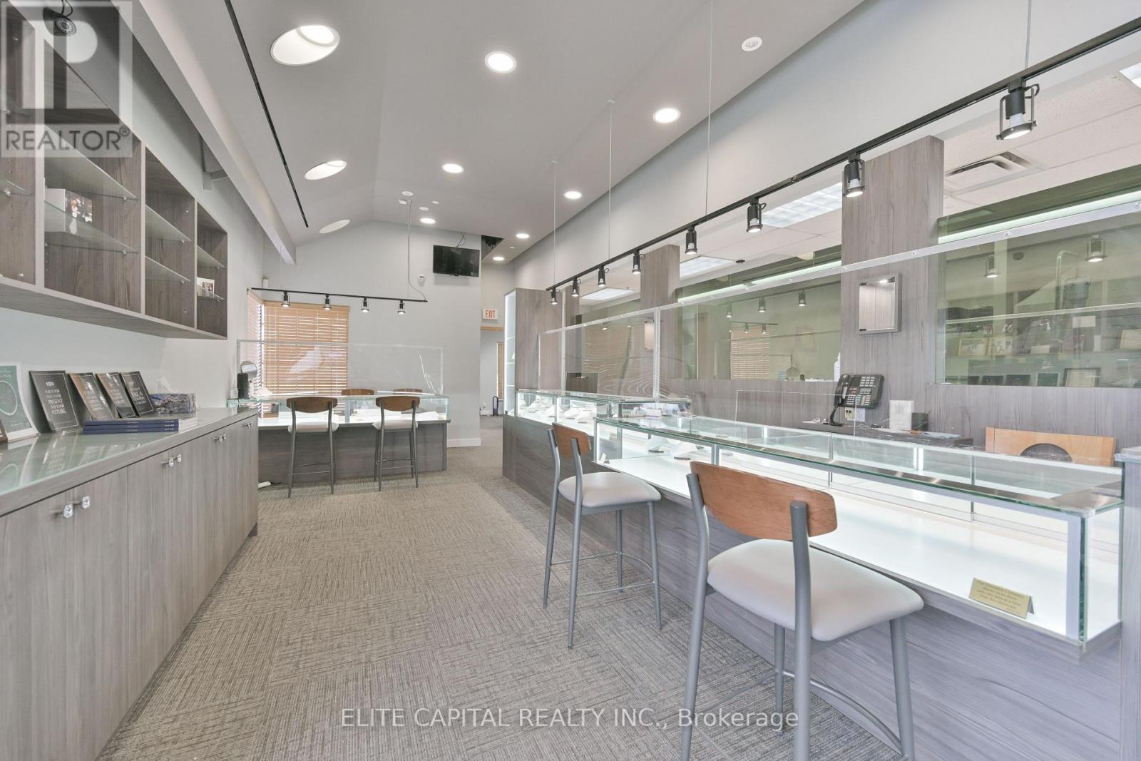 32 - 160 East Beaver Creek Road, Richmond Hill, Ontario  L4B 3L4 - Photo 7 - N12921318