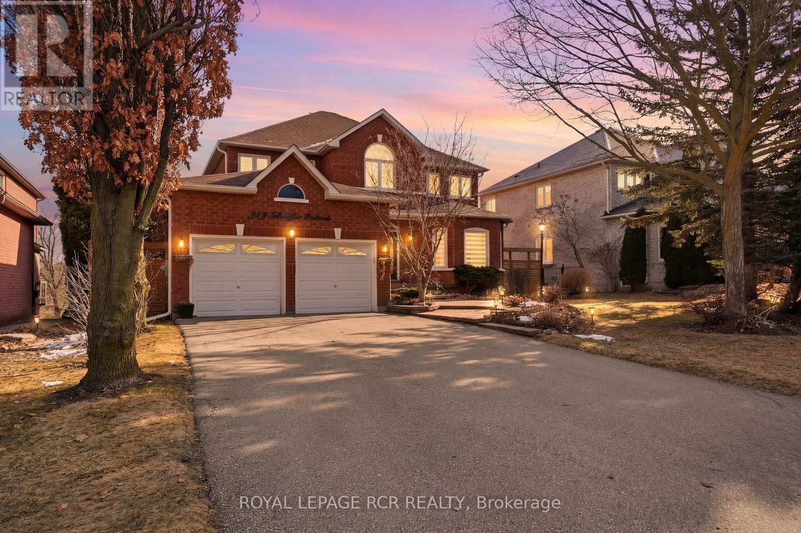 919 SCHAEFFER OUTLOOK, Newmarket, Ontario