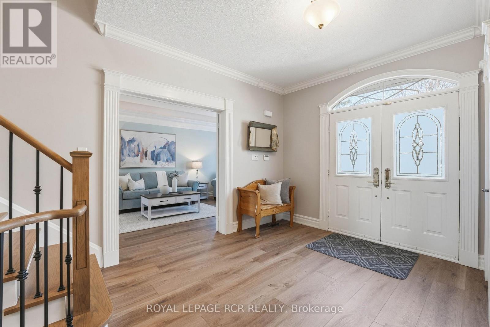 919 Schaeffer Outlook, Newmarket, Ontario L3X 1V9 - Photo 4 - N12921358