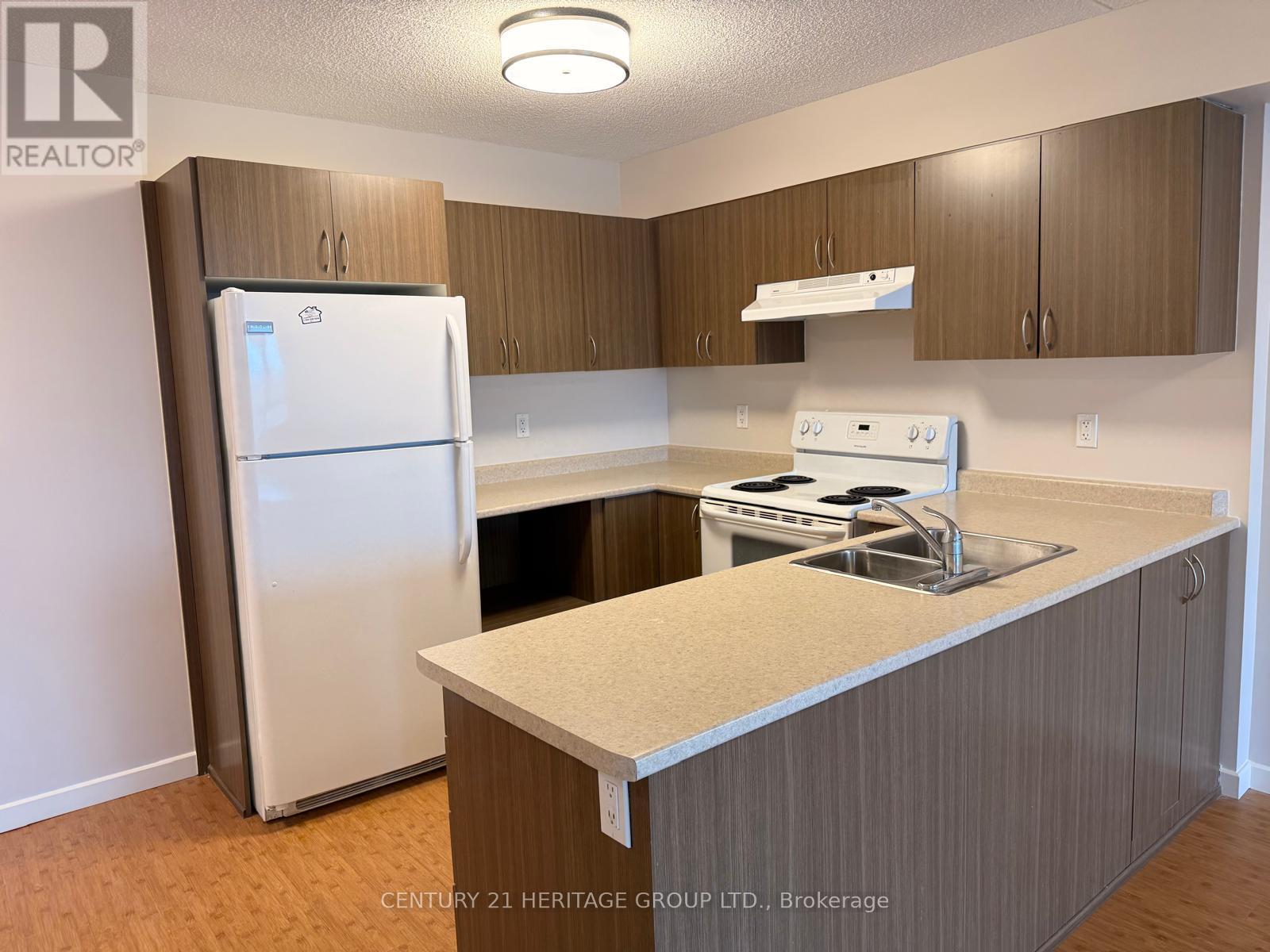 814 - 10415 YONGE STREET, Richmond Hill, Ontario