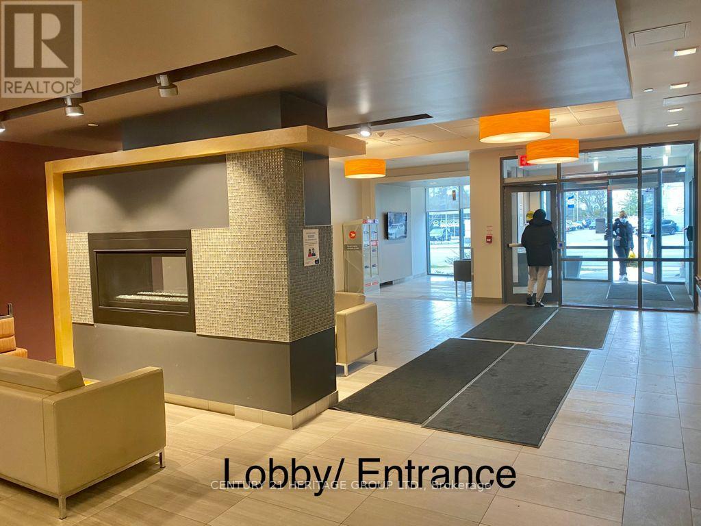 814 - 10415 Yonge Street, Richmond Hill, Ontario  L4C 0Z3 - Photo 23 - N12921364