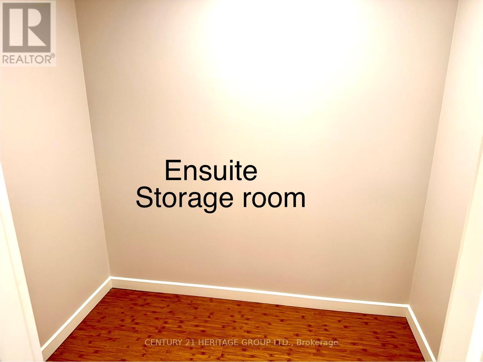 814 - 10415 Yonge Street, Richmond Hill, Ontario  L4C 0Z3 - Photo 8 - N12921364