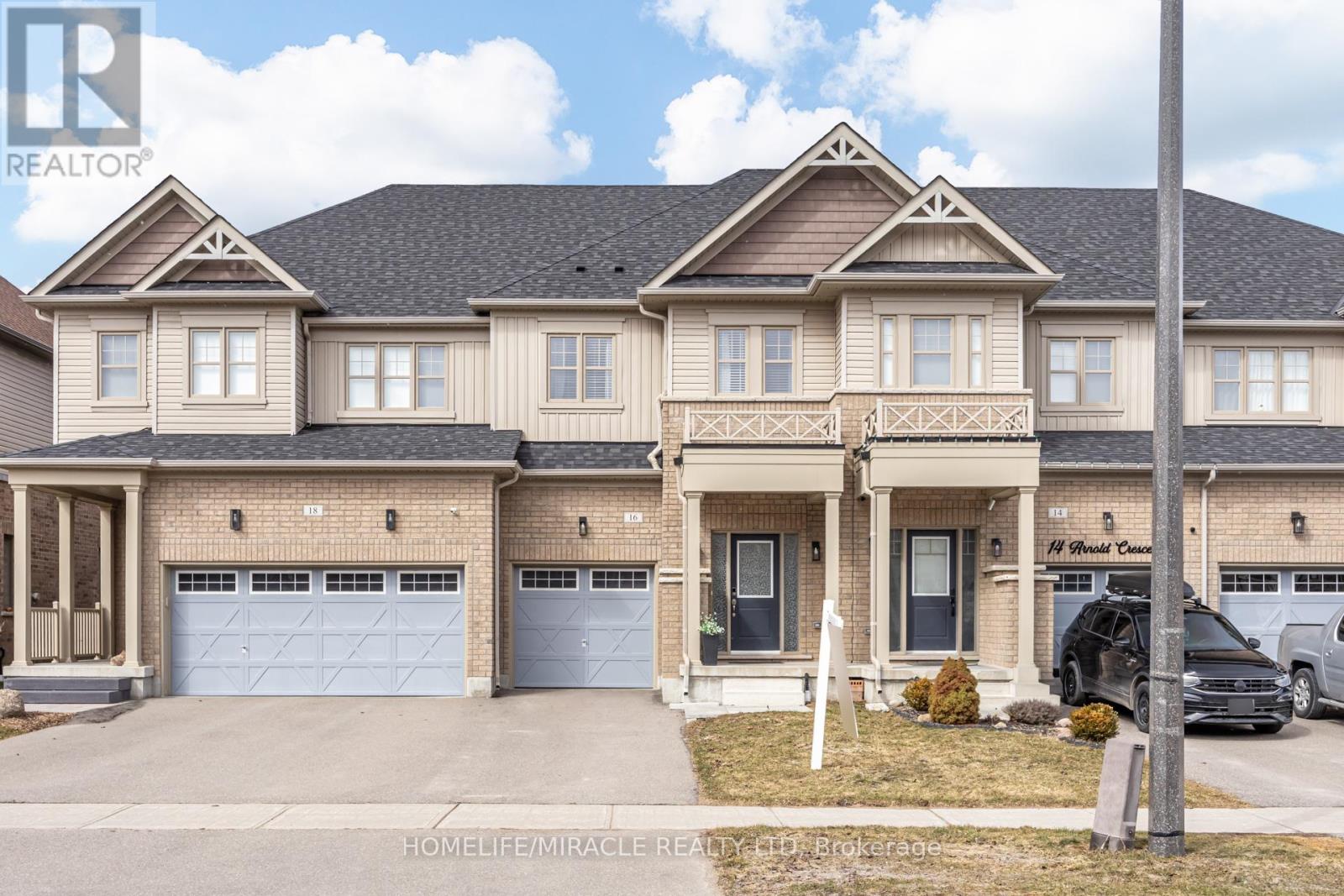 16 Arnold Crescent, New Tecumseth, Ontario  L6R 0T6 - Photo 2 - N12921372