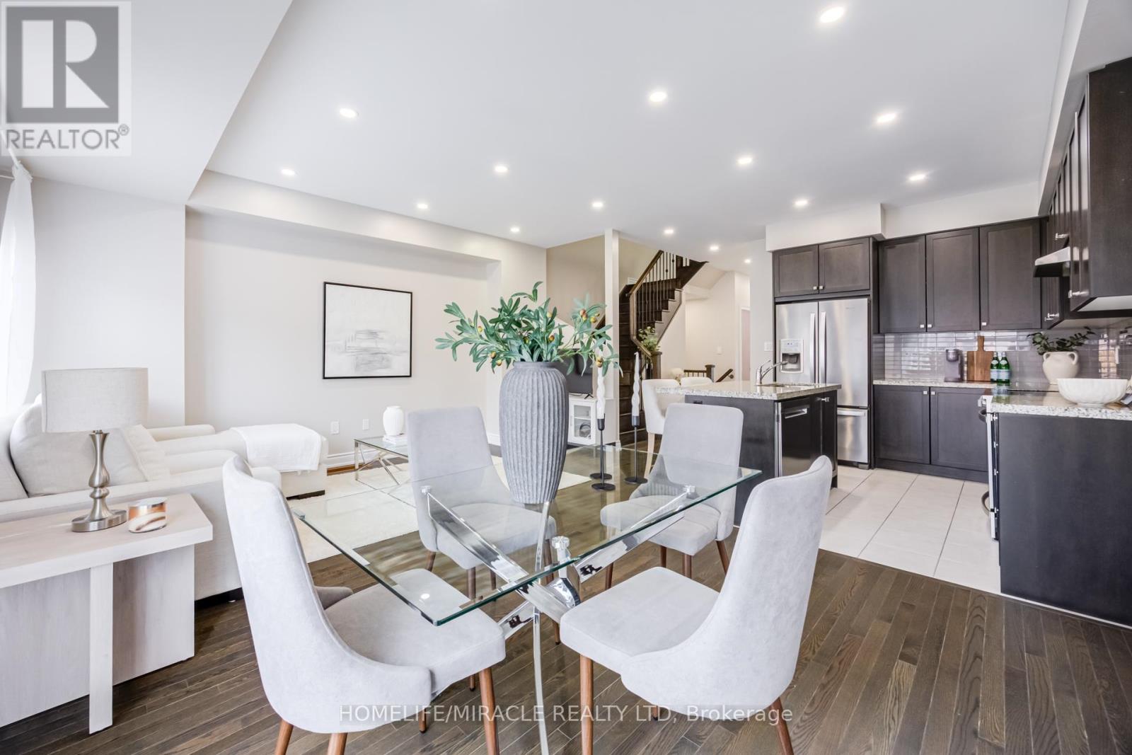 16 Arnold Crescent, New Tecumseth, Ontario  L6R 0T6 - Photo 21 - N12921372