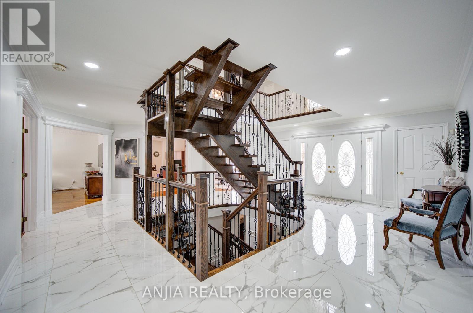 145 Beckenridge Drive, Markham, Ontario  L3S 2T9 - Photo 16 - N12921382