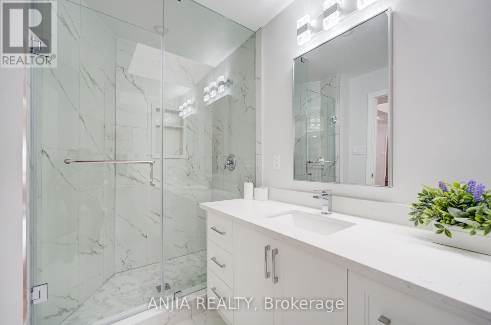 145 Beckenridge Drive, Markham, Ontario  L3S 2T9 - Photo 32 - N12921382