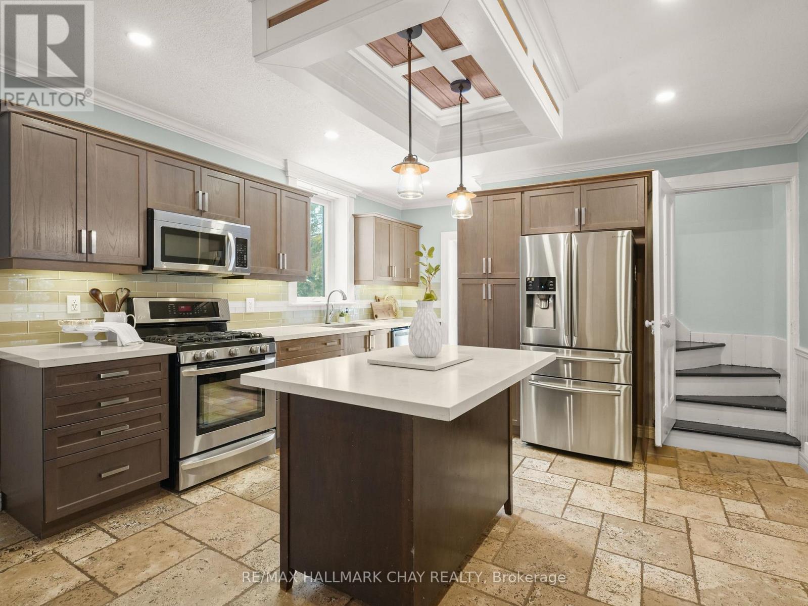 134 Victoria Street E, New Tecumseth, Ontario  L9R 1K6 - Photo 15 - N12921454